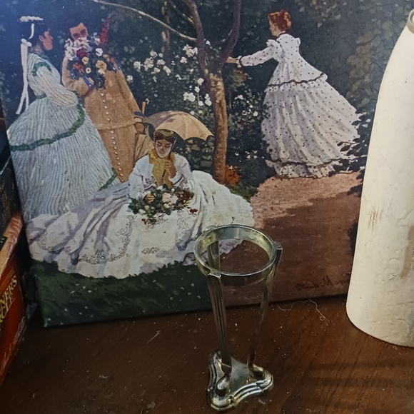 🎁Vintage Silver Antique Candle Holder. Three Leg Holder Collectible.🎙🗑🗡⚔️ - Picture 8 of 9